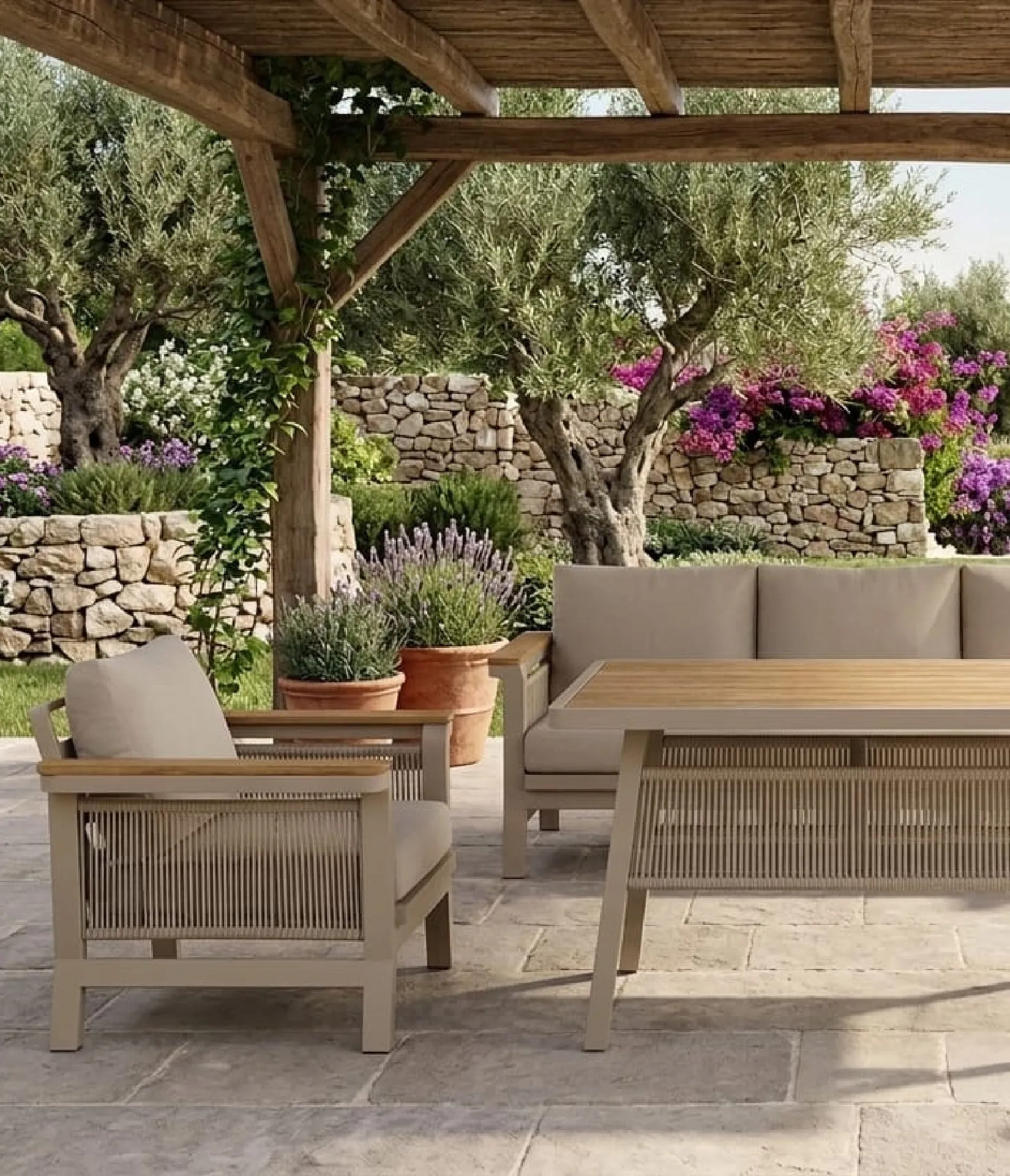 Valencia Craft outdoor set with woven rope under a pergola